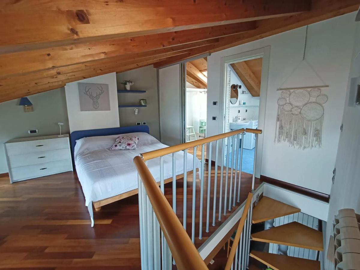 Casa Marina Lägenhet Lovere Exteriör bild