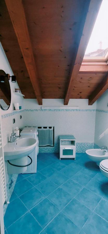 Casa Marina Lägenhet Lovere Exteriör bild