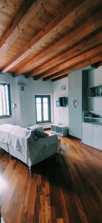 Casa Marina Lägenhet Lovere Exteriör bild